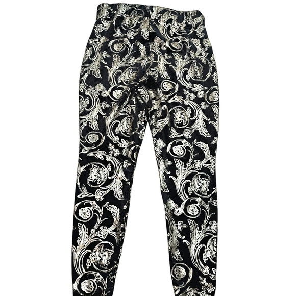 TORRID Black Velvet Gold Metallic Jacquard Pull On Pants in 2 (18/20) - Picture 3 of 7